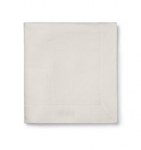 Sferra Classico Ecru Oblong Tablecloth - 66 X 124