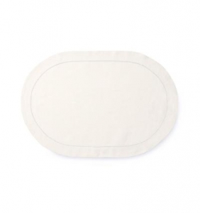 Sferra Classico Ecru Oval Placemat - 13 X 19 - Set of 4