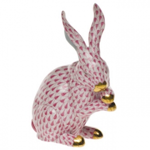 Herend Medium Bunny w/Paws Up Raspberry