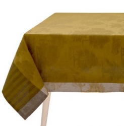 Le Jacquard Francais Souveraine Gold Collection