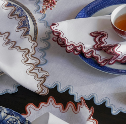 Matouk Wave Table Linens