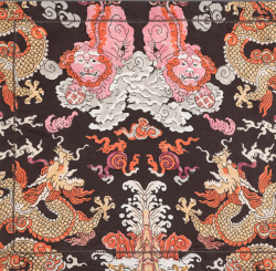 Matouk Magic Mountain Chocolate Table Linens