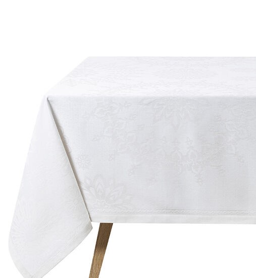 Le Jacquard Francais Lumiere d'Etoiles Diamant White Tablecloth 45" x