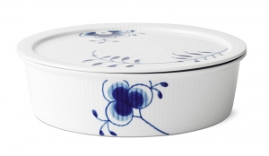 Royal Copenhagen Blue Fluted Mega Bowl w/ Lid - 1.5 qt.