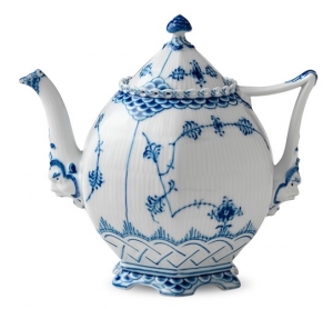 Royal Copenhagen Blue Fluted Full Lace Teapot - 33 oz.