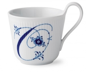 Royal Copenhagen Alphabet Mug - O