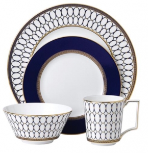 Wedgwood Renaissance Gold 4 Piece Setting