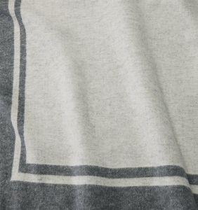 Sferra Viletta Oat/Charcoal Throw
