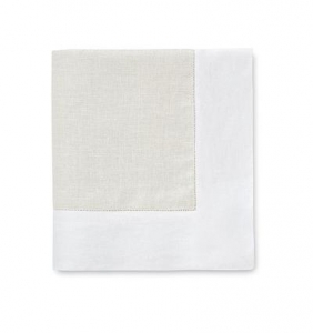 Sferra Reece Oblong Tablecloth 66X140 - White/Gold
