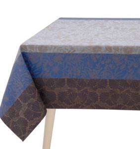 Le Jacquard Francais Cottage Blue Coated Tablecloth - 69" x 98"