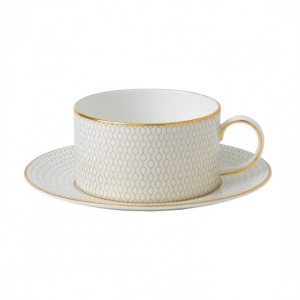 Wedgwood Gio Gold Teacup & Saucer Set