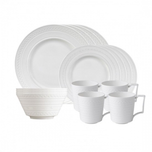 Wedgwood Intaglio 16-Piece Set - Set for 4