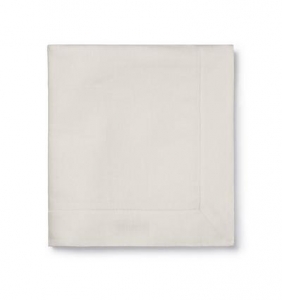 Sferra Classico Ecru Oblong Tablecloth - 66 X 106