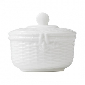 Wedgwood Nantucket Basket Sugar