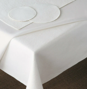 Matouk Silencer Table Padding White - 68 x 106
