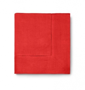 Sferra Festival - Red Oblong Tablecloth - 66 x 140