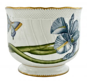 Anna Weatherley Blue Flower w/ Butterfly Round Cachepot
