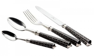 Alain Saint Joanis Elena Black 5 Piece Setting