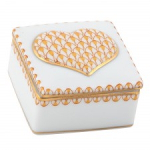 Herend Embossed Heart Box Butterscotch