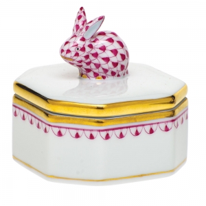 Herend Petite Octagonal Box w/ Bunny - Raspberry