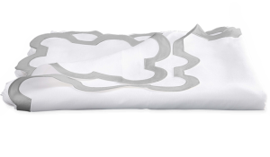 Matouk Mirasol Silver Matouk Mirasol Tablecloth Silver - 70 x 126