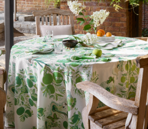 Matouk Citrus Garden Tablecloth Grass - 90 Round