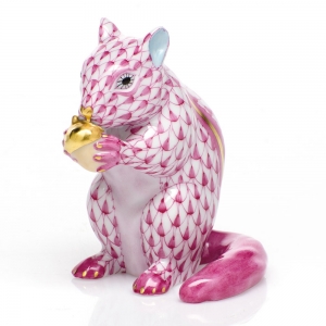Herend Chipmunk w/ Acorn Raspberry