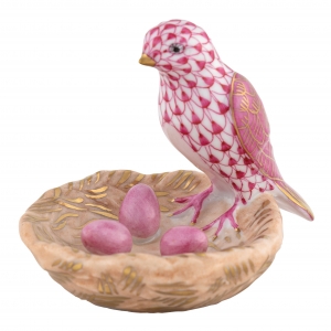 Herend Bird With Nest Raspberry