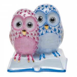 Herend Pair of Owls on Book Raspberry & Blue