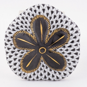 Herend Puffy Sand Dollar - Black
