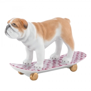 Herend Skateboarding Bulldog - Raspberry