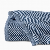 SFERRA Camilo White/Navy Full/Queen Blanket