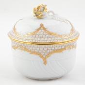 Herend Golden Elegance Covered Sugar w/Rose